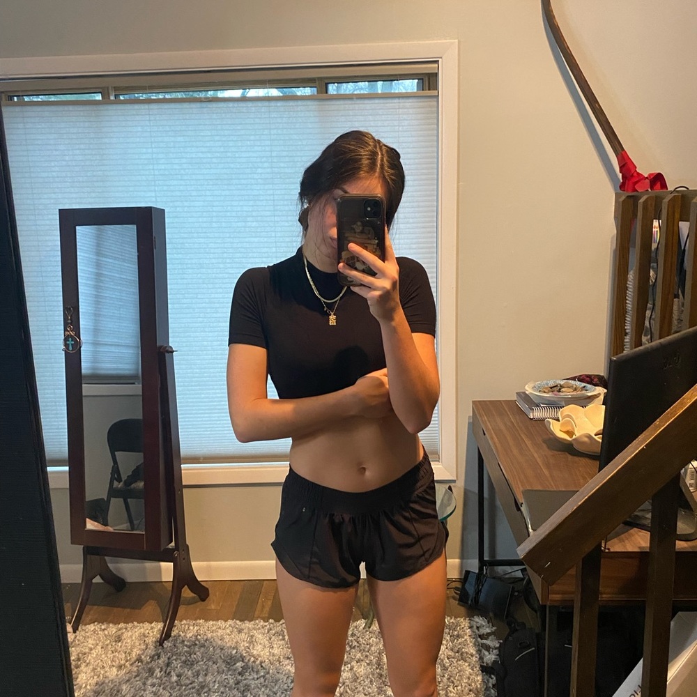 Lululemon black shorts